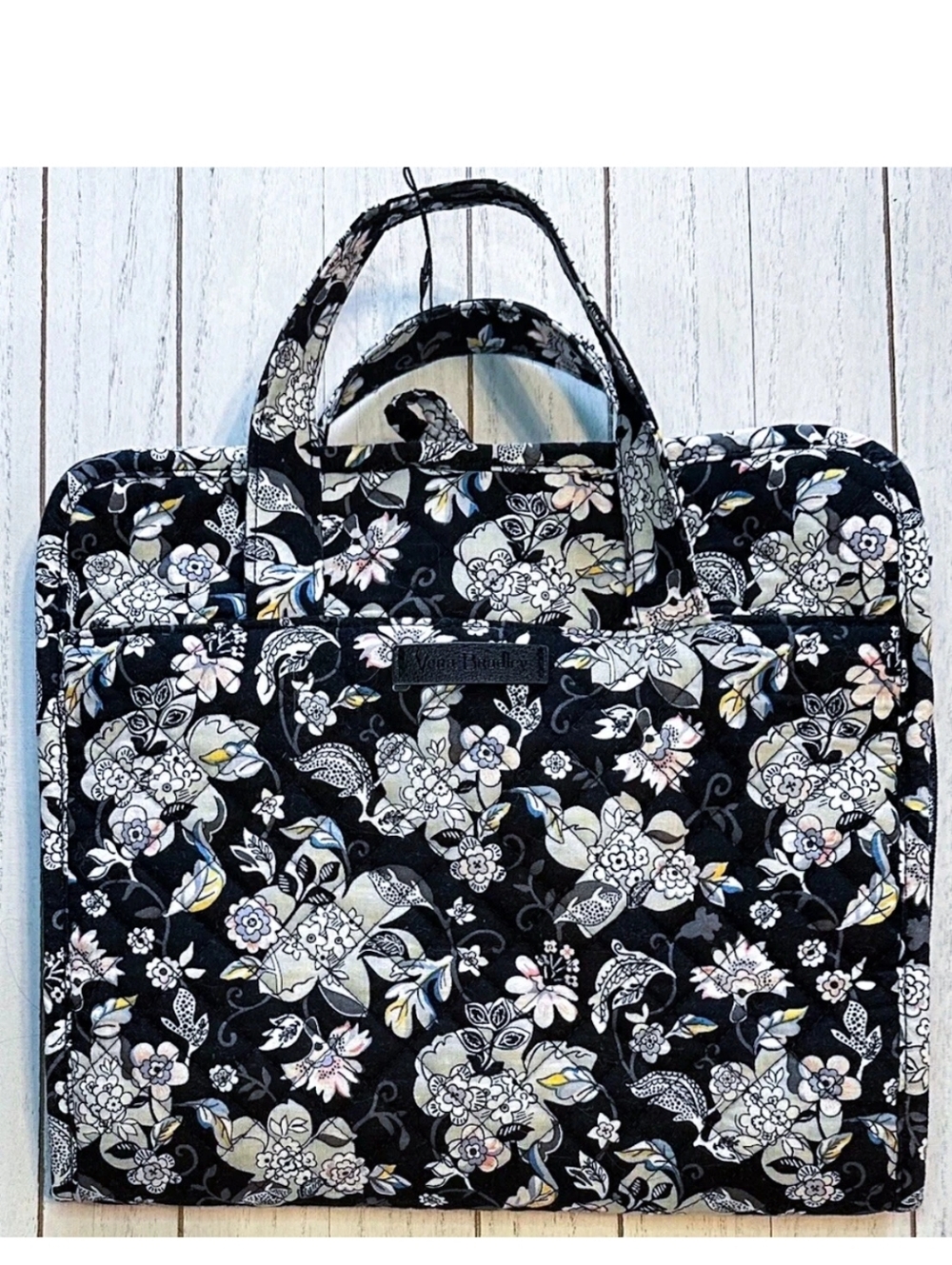 Iconic Hanging Travel Organizer 22116-N52 Holland Garden NWT